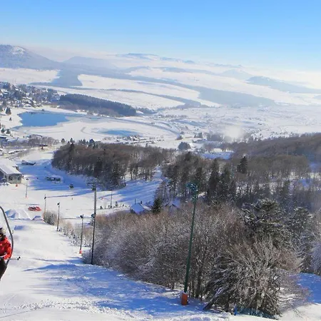 Apartment Lumineux Sud Au Coeur De Super - Fr-1-814-59 Besse-et-Saint-Anastaise