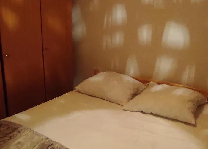 Lumineux Sud Au Cœur De - Fr-1-814-59 Appartement Super-Besse